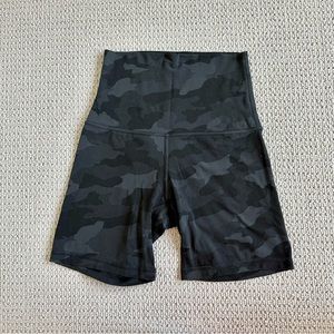 Lululemon Align 6” Shorts